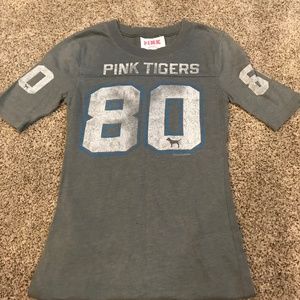 PINK 80 football t-shirt